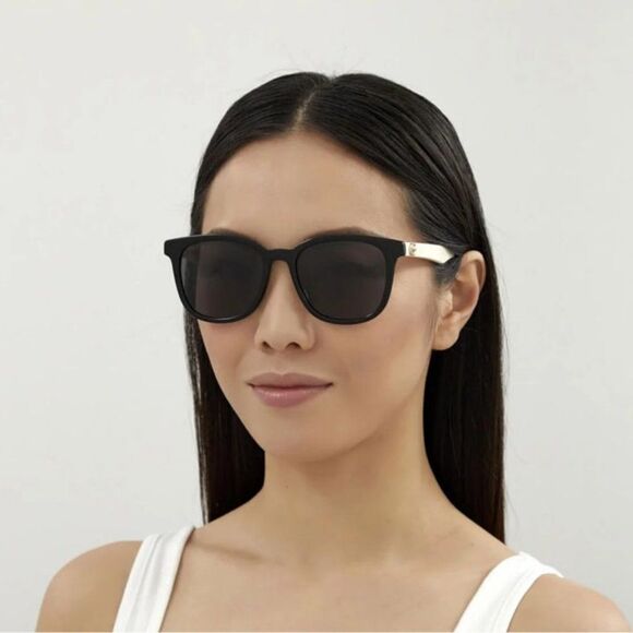 NEW GUCCI LOGO GG1001SK 003 Black White Gray Rectangle Women Sunglasses - Picture 2 of 12